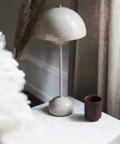 Modern Bud Macaron Table Lamp